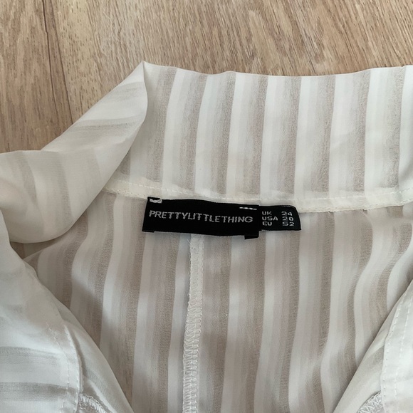 PrettyLittleThing White Button Down Shirt - Picture 2 of 2